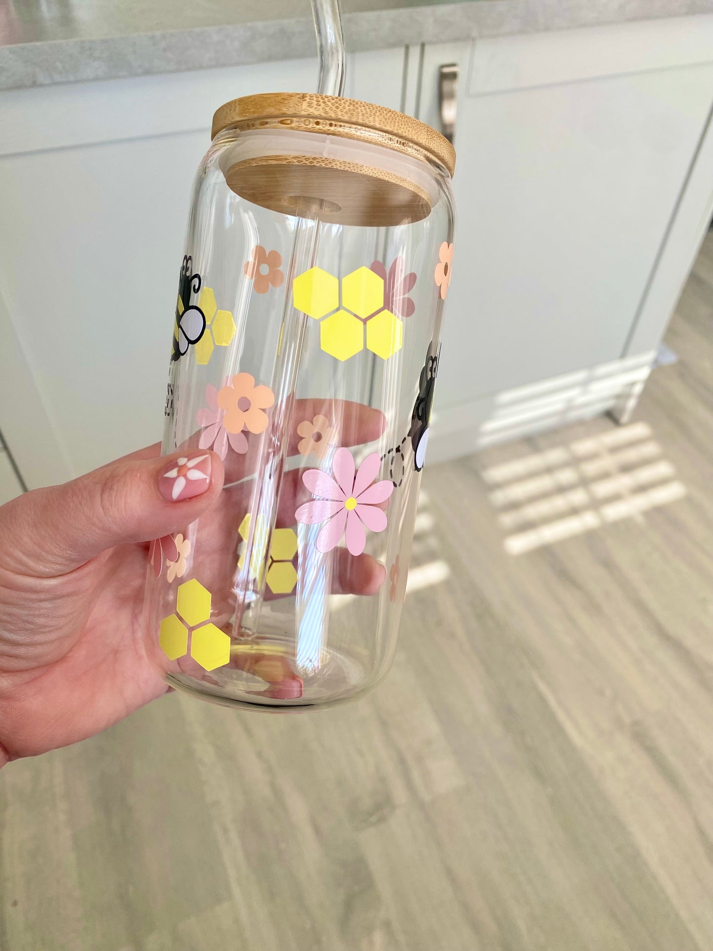 bumble bee glass, glass jar with bamboo lid and glass straw