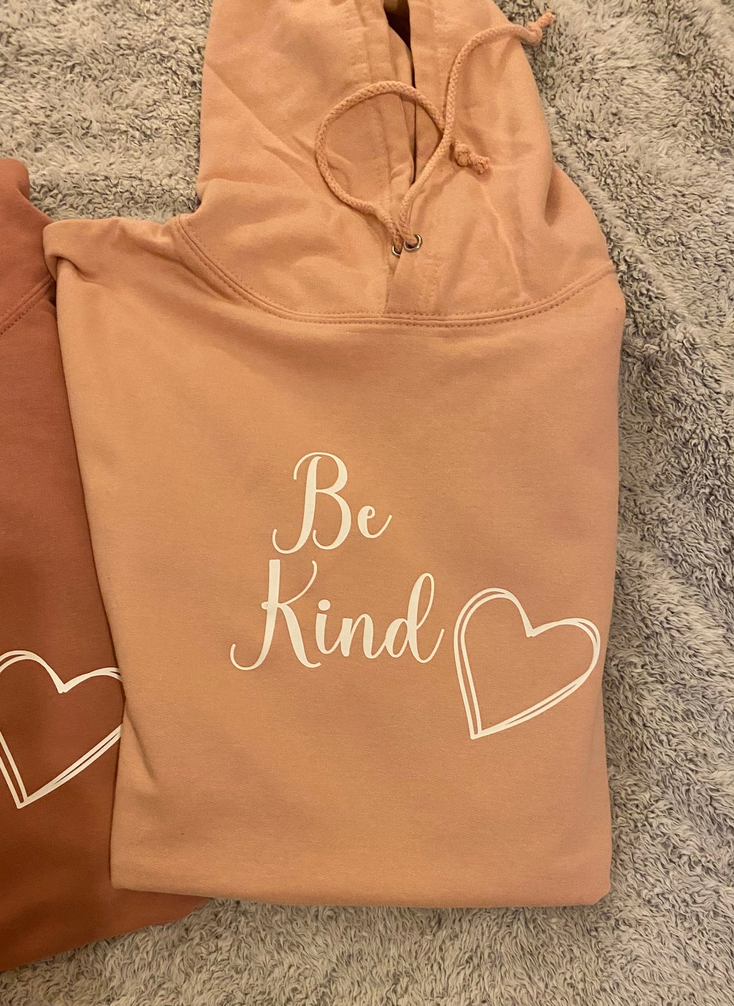 Be kind slogan hoody